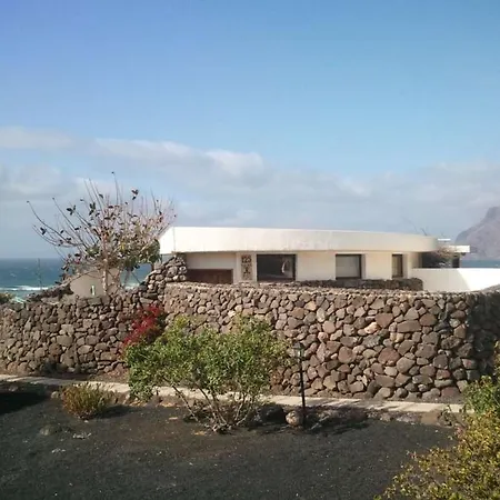 Sleeps 5 Wifi Ferienhaus Famara